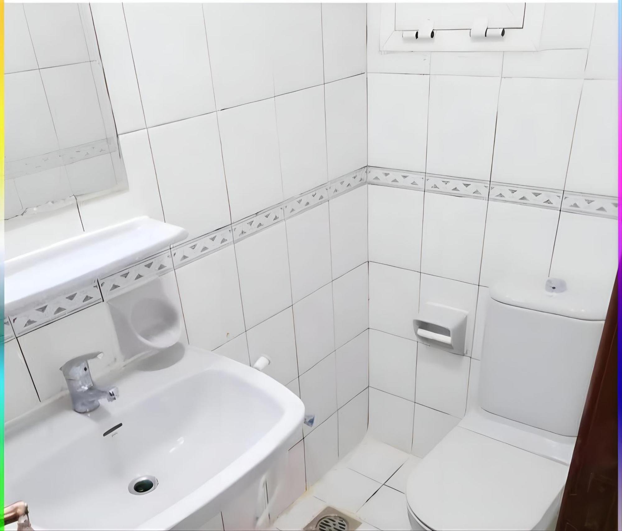 Hostel Cornich Street - Suave Sea View Abu Dhabi